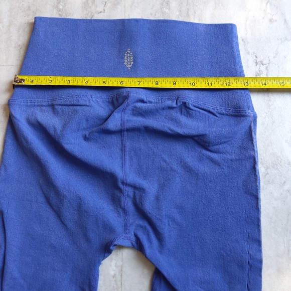 Free People Running Through My Mind Leggings NWOT - LARGE - Picture 11 of 16